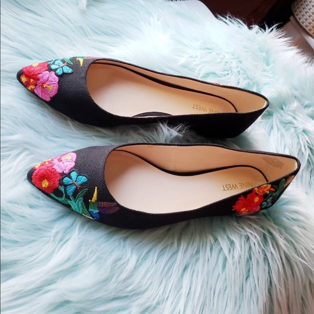 Nine West Suziella flats